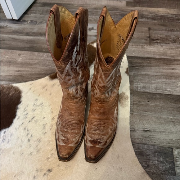Shyanne Brown Western Boots - Picture 1 of 4